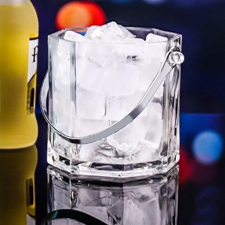 Ice bucket