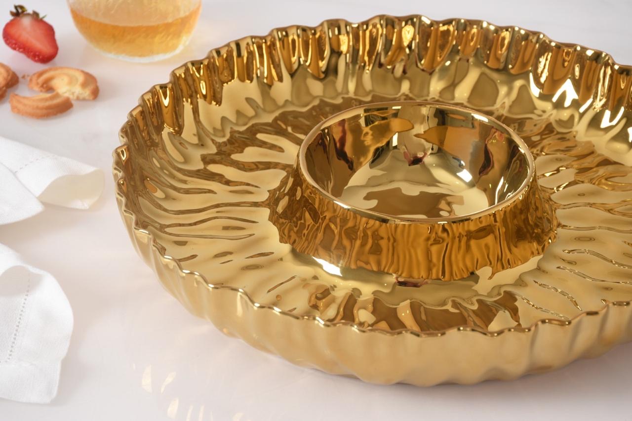 Ceramic serving