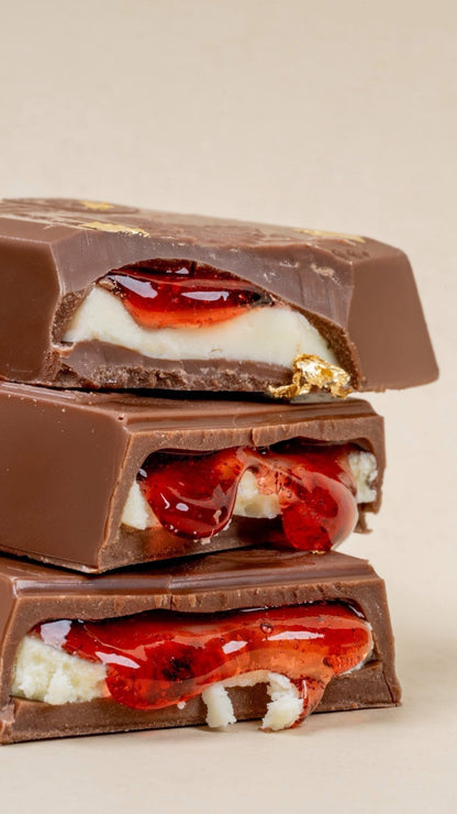 Golden pistachios, silky chocolate - the BEIRUT blend you didn’t know you needed 🇱🇧 dreambite