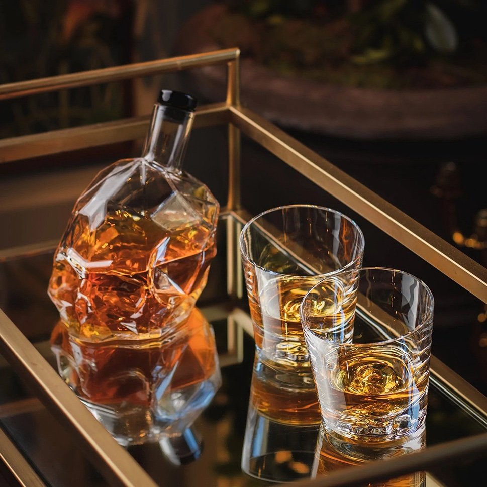 NUDE MOMENTO MORI CARAFE