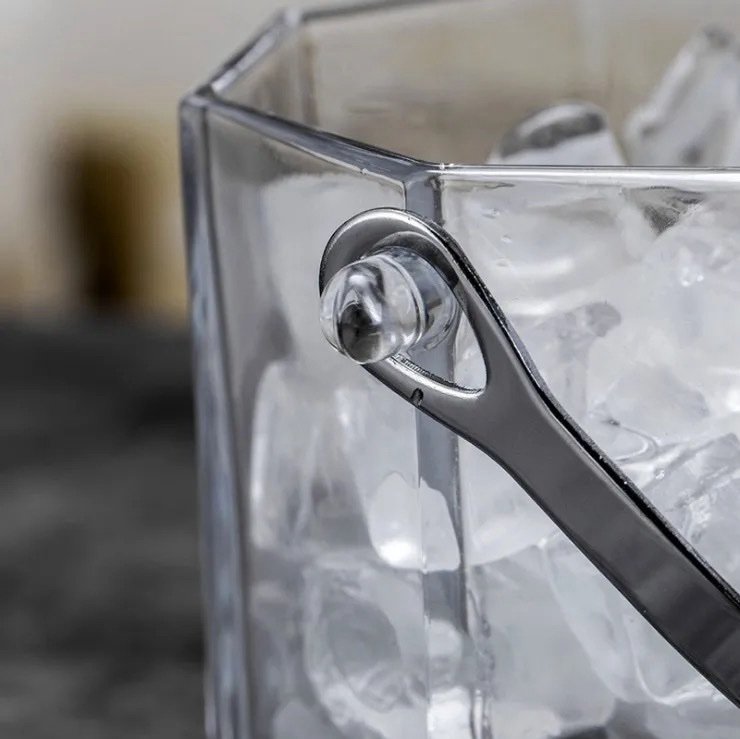 Ice bucket