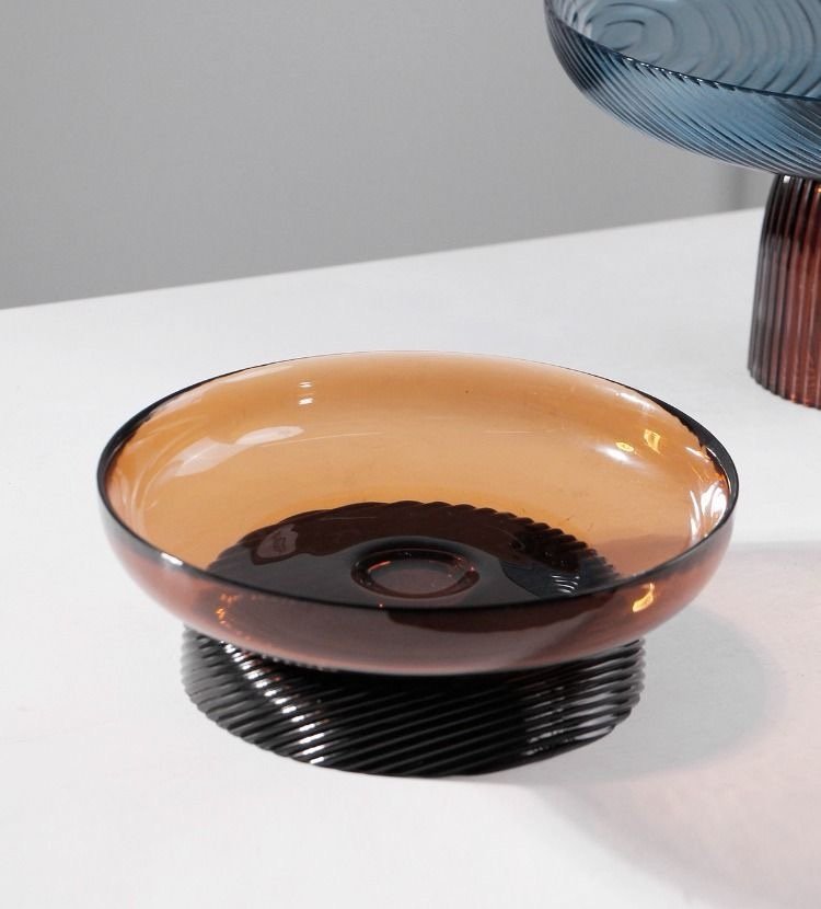 Vase coupe sur pied
