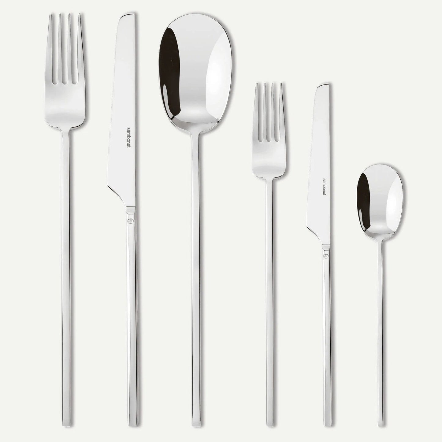 Cutlery set, 36 pieces
6 table spoons, 6 table forks, 6 table knives, 6 dessert forks, 6 dessert knives, 6 tea spoons  - handle type: Solid Handle